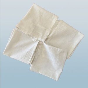 NWT 4 of KRUSTISTEL handkerchiefs, Sz 18x18